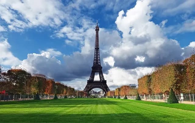 Comment réaliser une installation de plomberie efficace à Paris